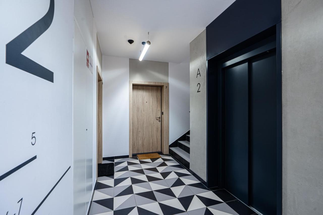 Business District Apartment - Parking, Balcony By Rentujemy Varsovie Extérieur photo